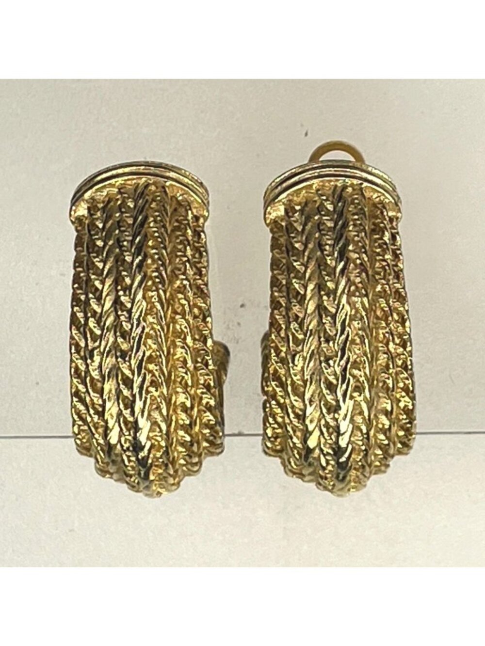Vintage Erwin Pearl Signed Gold Tone Chunky Chevron Woven Rope C Hoop Clip On Ea